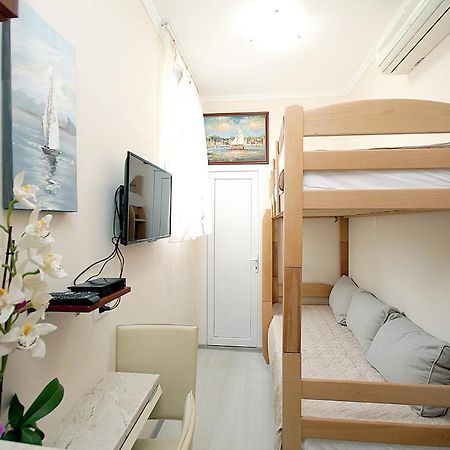 Studio Apartman Sveti Stefan Apartment Exterior photo